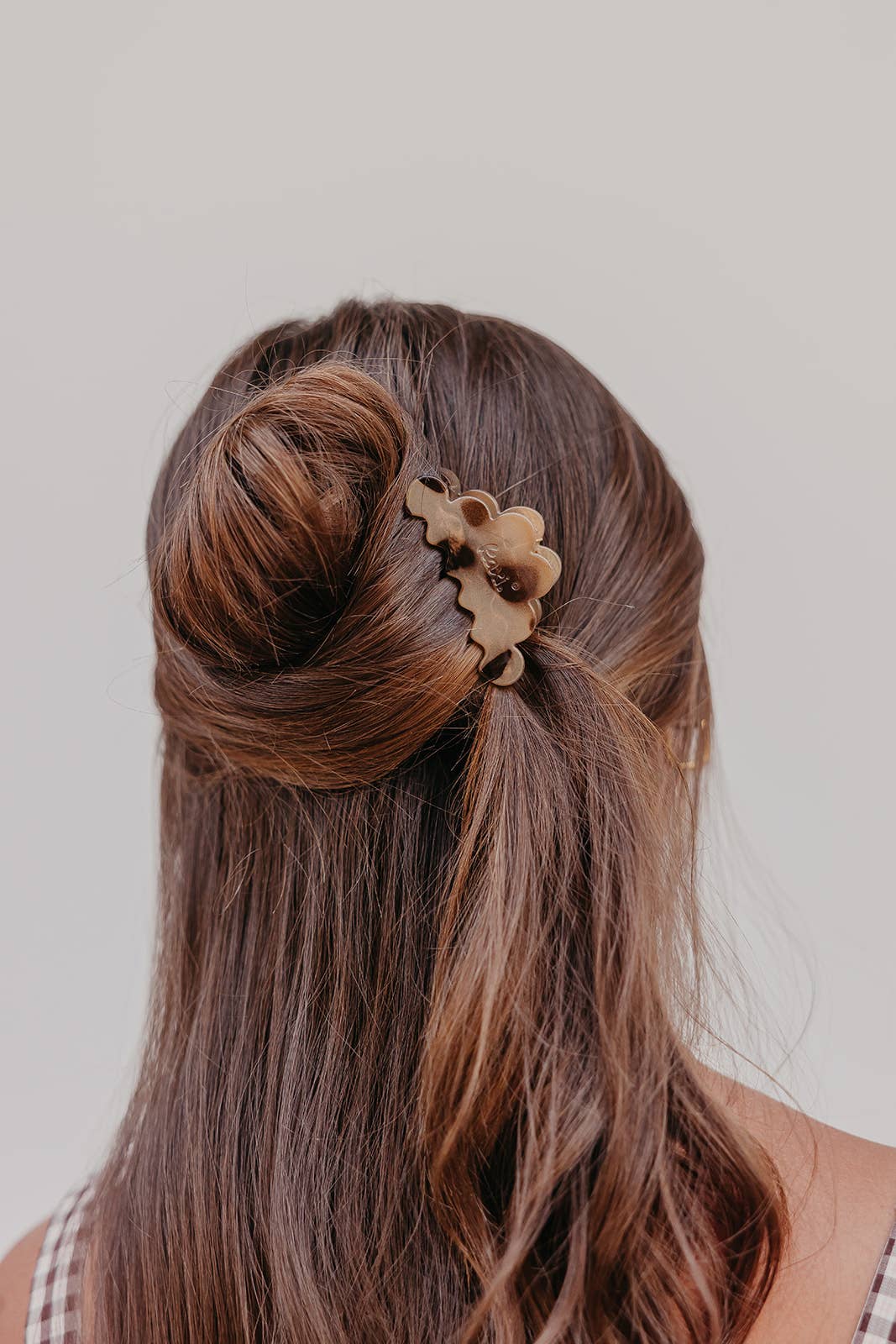 KAXI SCALLOPED MINI CLAW CLIP — 14 COLORS