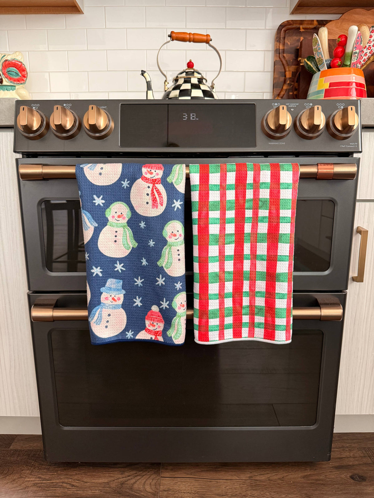 Snowy Smiles: Double-Sided Hand Towel