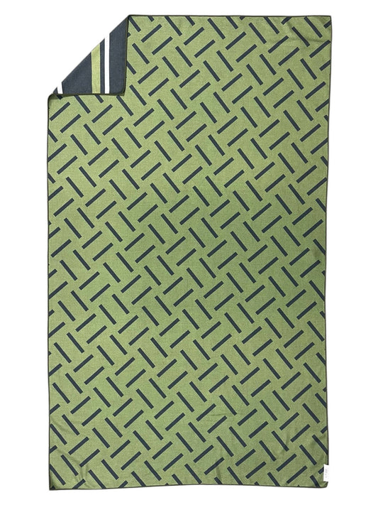 Al Pool Towel: Reversible