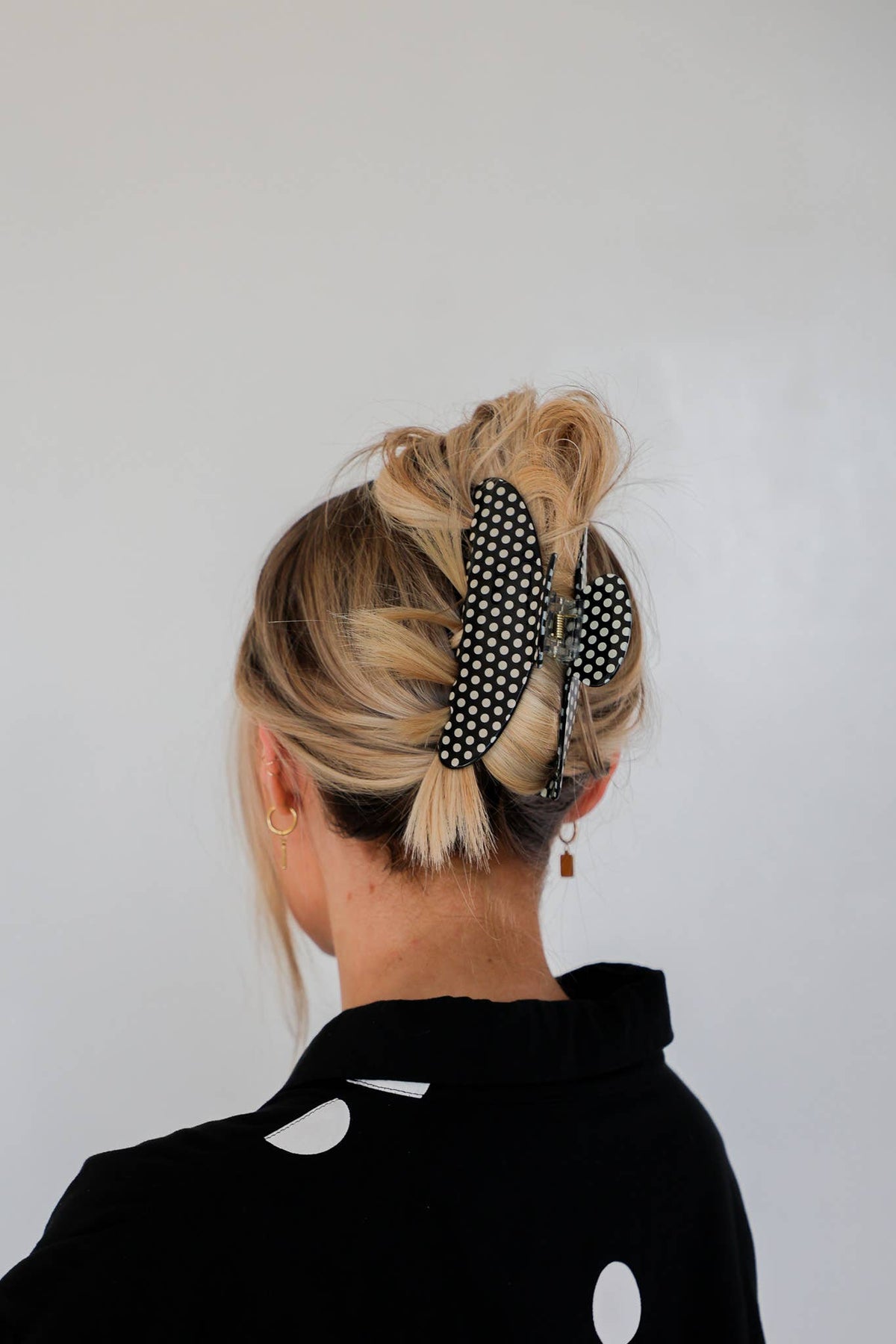 BLACK & WHITE POLKA DOT CLAW - 2 SIZES