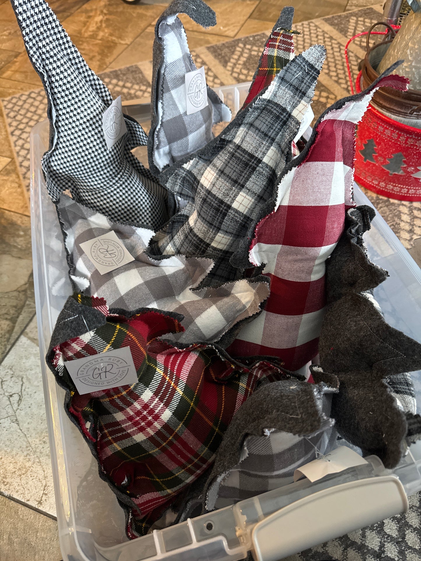 GR Holiday Tree Pillow