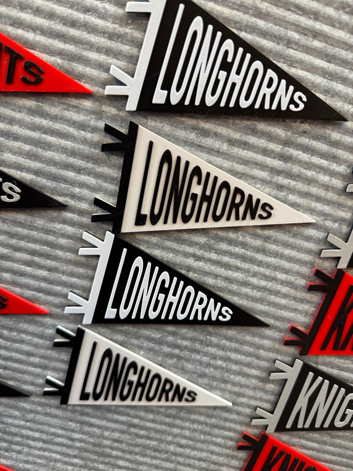 Longhorns Pennant Magnet