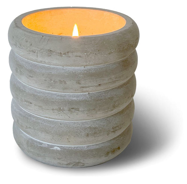 Curvy Vase Candle