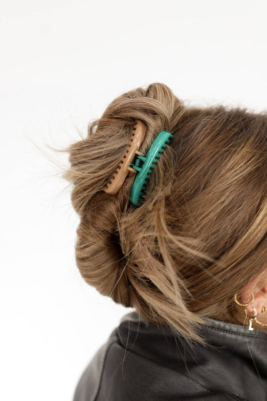 Mini Hold Everything Claw – Two-Toned Finish