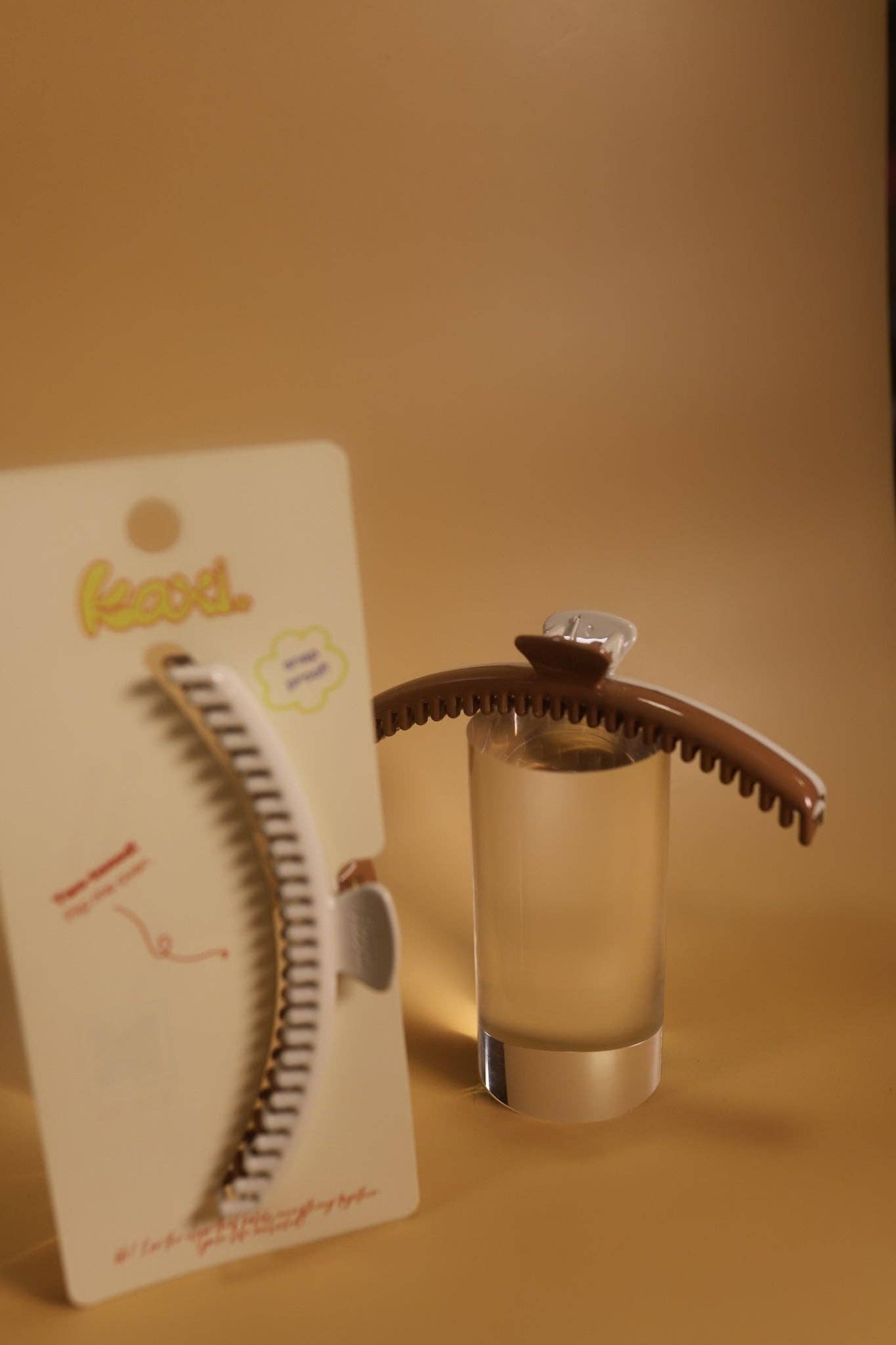 TWO-TONED SHINY ORIGINAL HOLD EVERYTHING CLAW