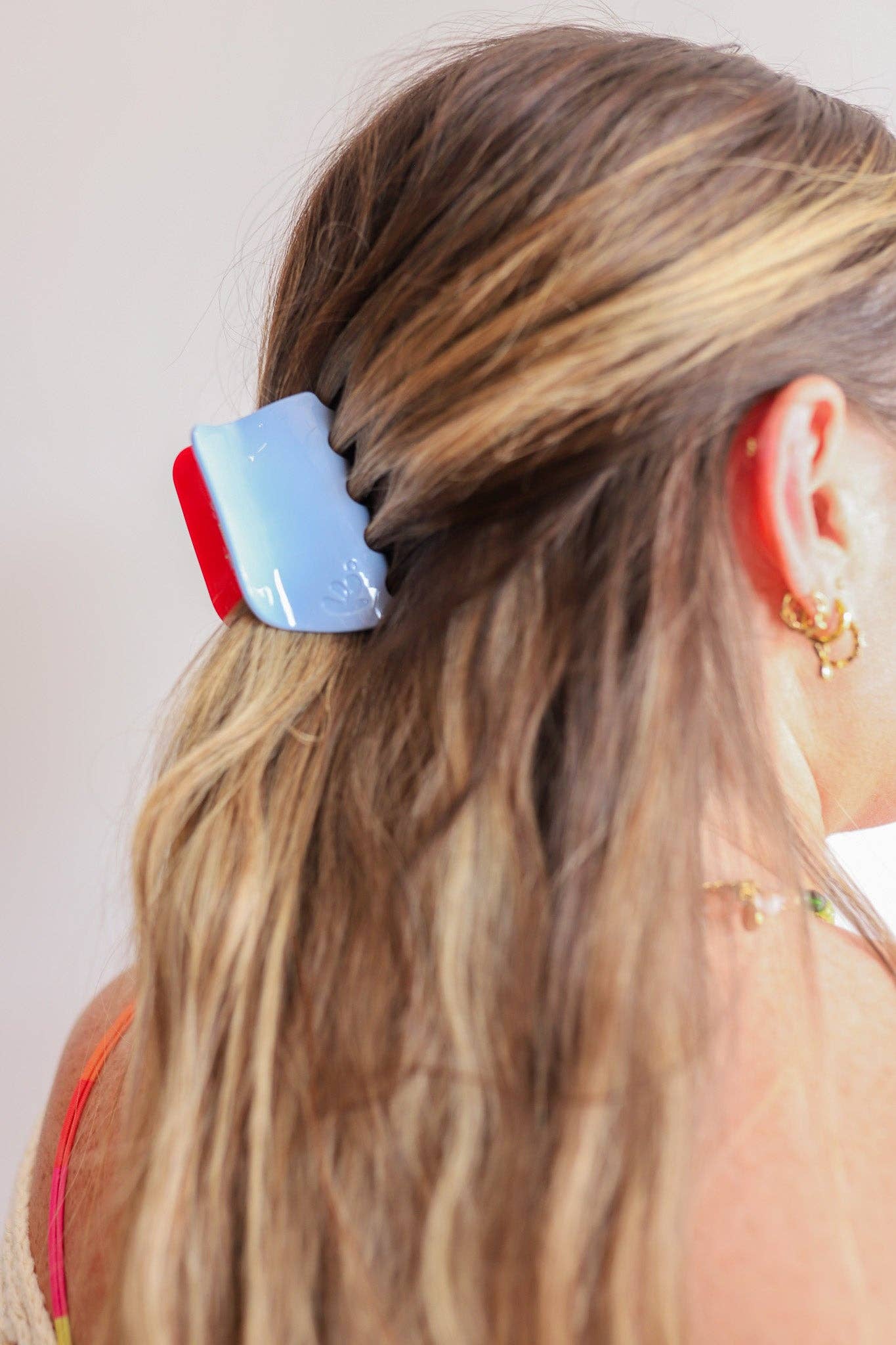 2-TONED CLAW CLIP