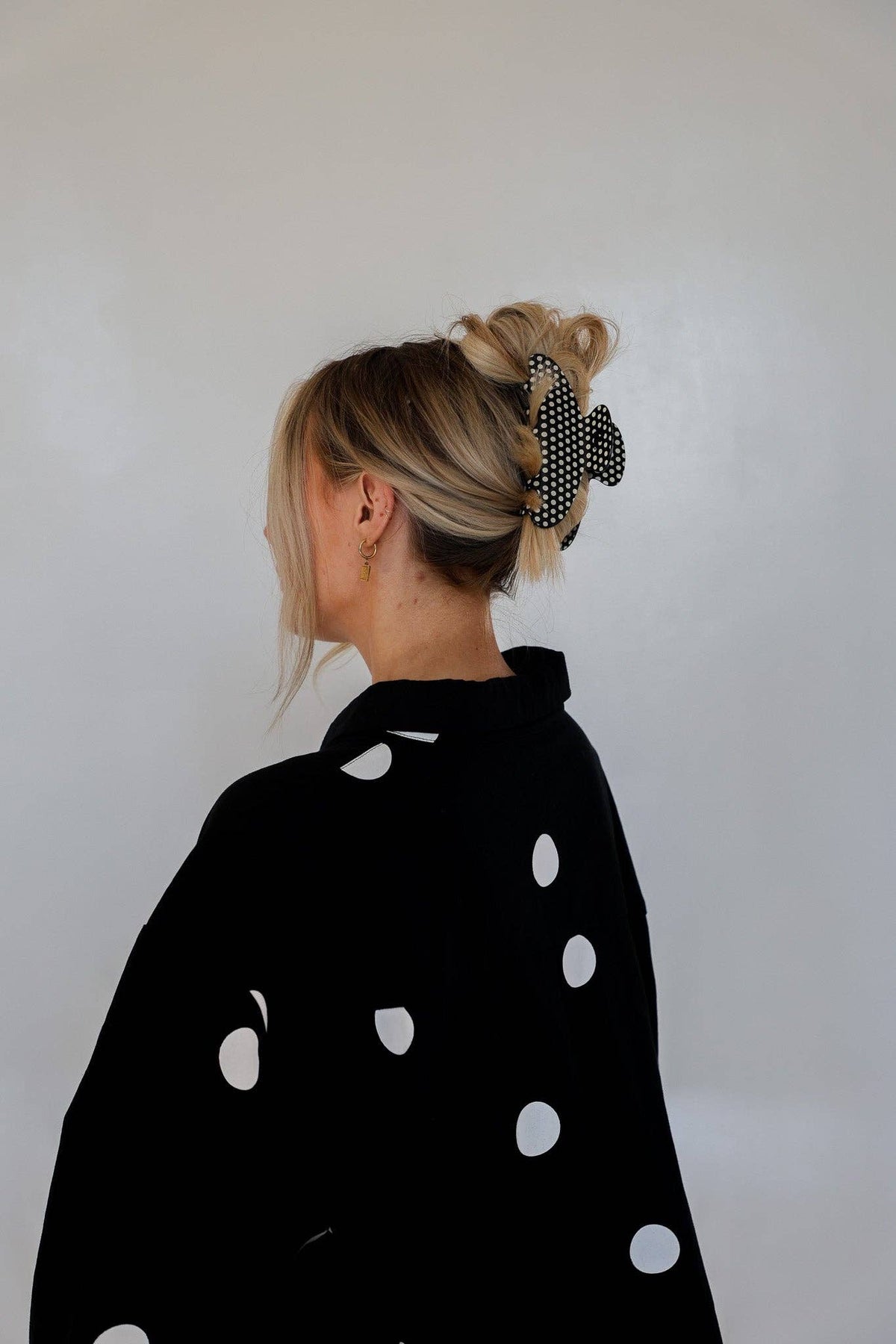 BLACK & WHITE POLKA DOT CLAW - 2 SIZES